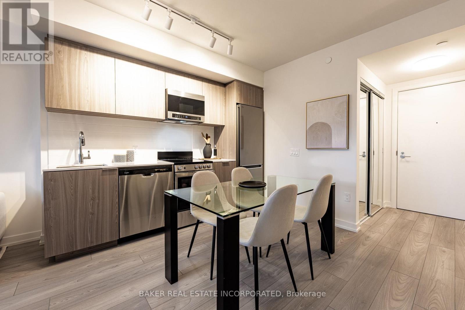 1007 - 223 Redpath Avenue, Toronto, ON - Indoor