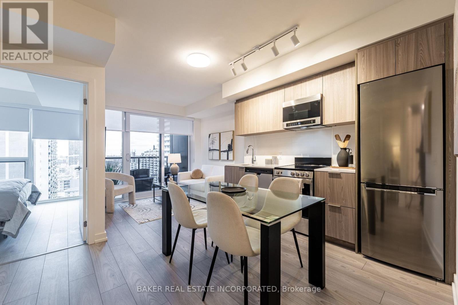 1007 - 223 Redpath Avenue, Toronto, ON - Indoor