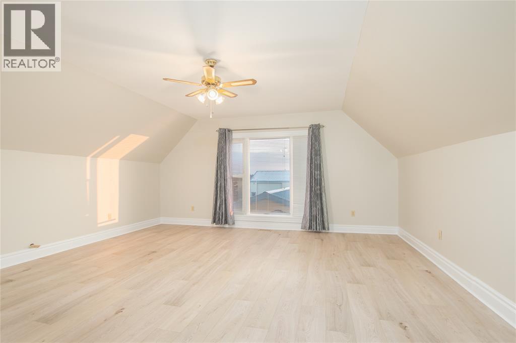 1371 Petrolia Line, St Clair, ON - Indoor Photo Showing Other Room