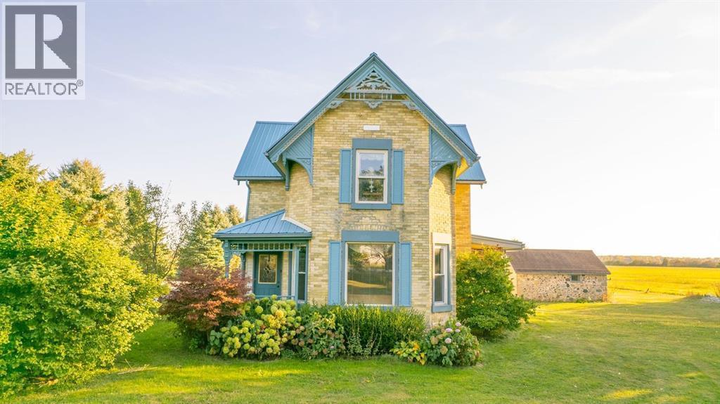 1371 Petrolia Line, St Clair, ON - Outdoor