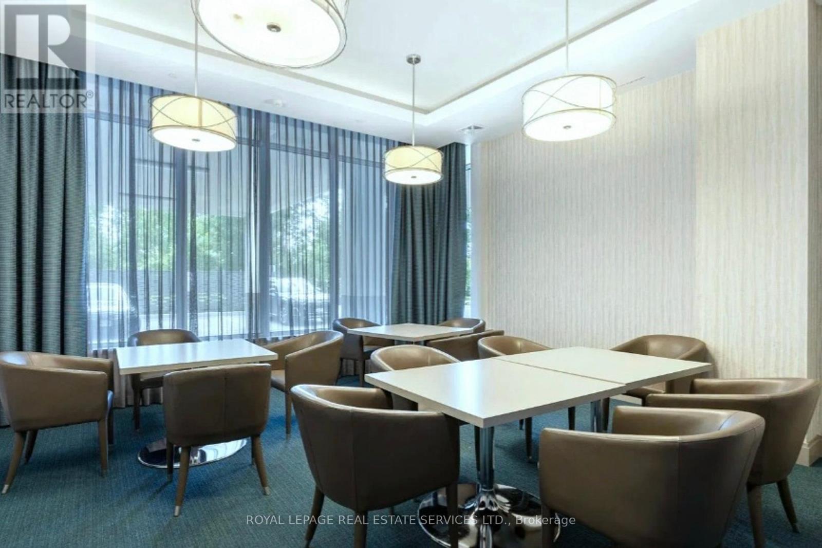 528 - 7900 Bathurst Street, Vaughan, ON - Indoor Photo Showing Other Room