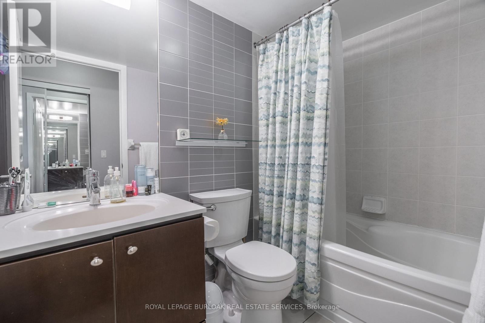 2903 - 225 Sherway Gardens Road, Toronto, ON - Indoor Photo Showing Bathroom