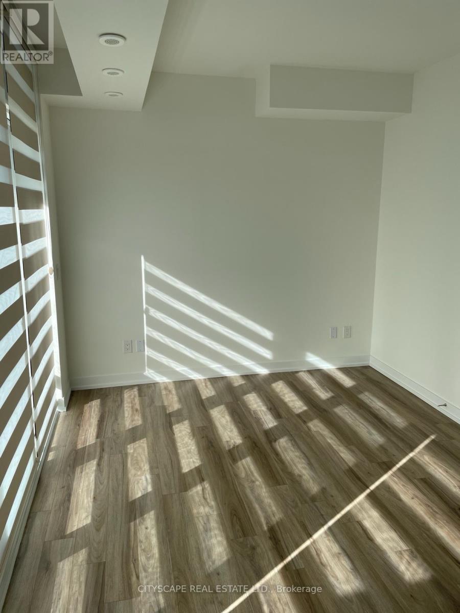 4 - 861 Sheppard Avenue W, Toronto, ON - Indoor Photo Showing Other Room