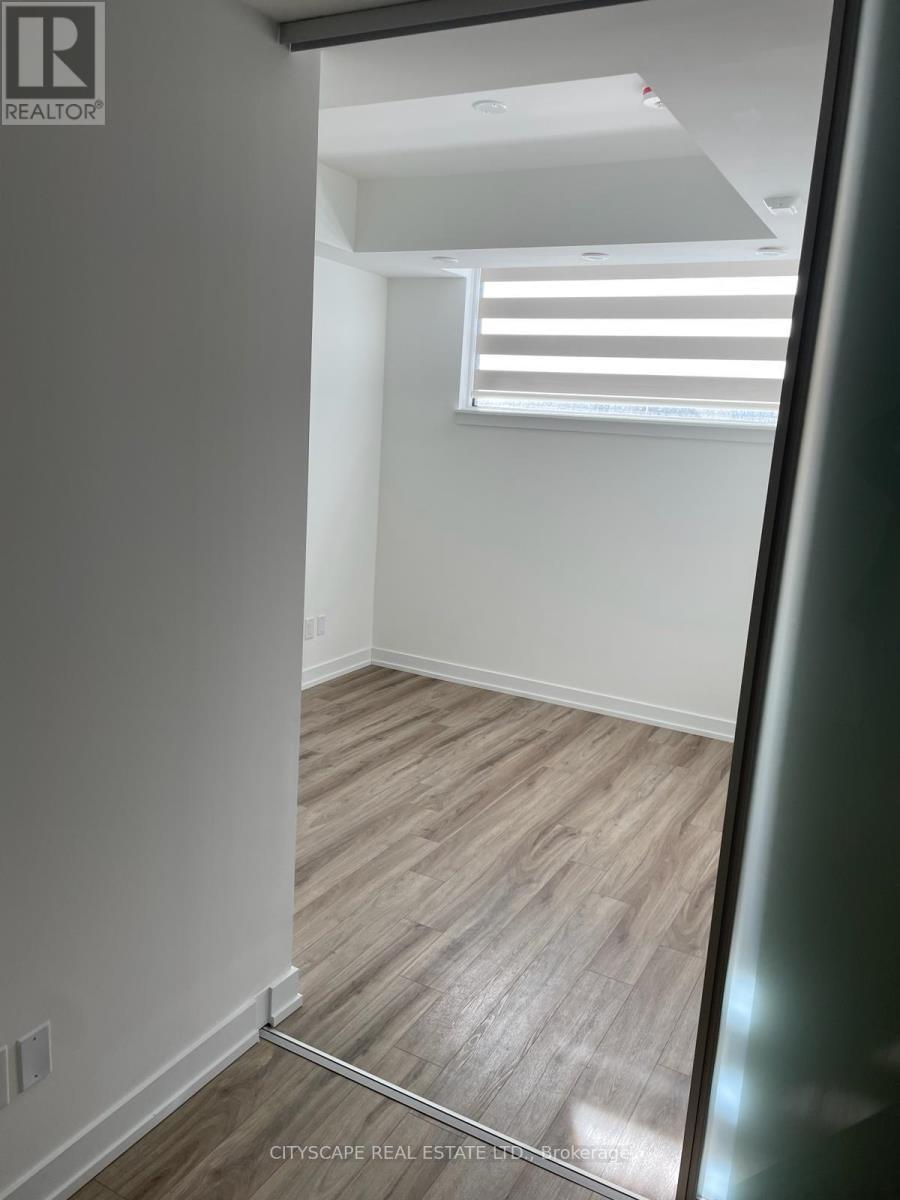 4 - 861 Sheppard Avenue W, Toronto, ON - Indoor Photo Showing Other Room