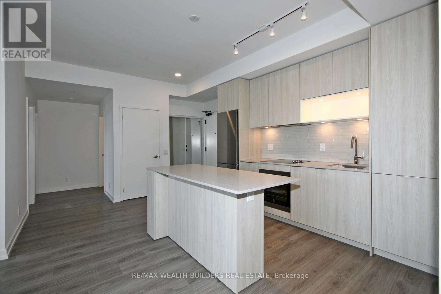 502 - 20 Tubman Avenue, Toronto, ON - Indoor Photo Showing Kitchen With Upgraded Kitchen