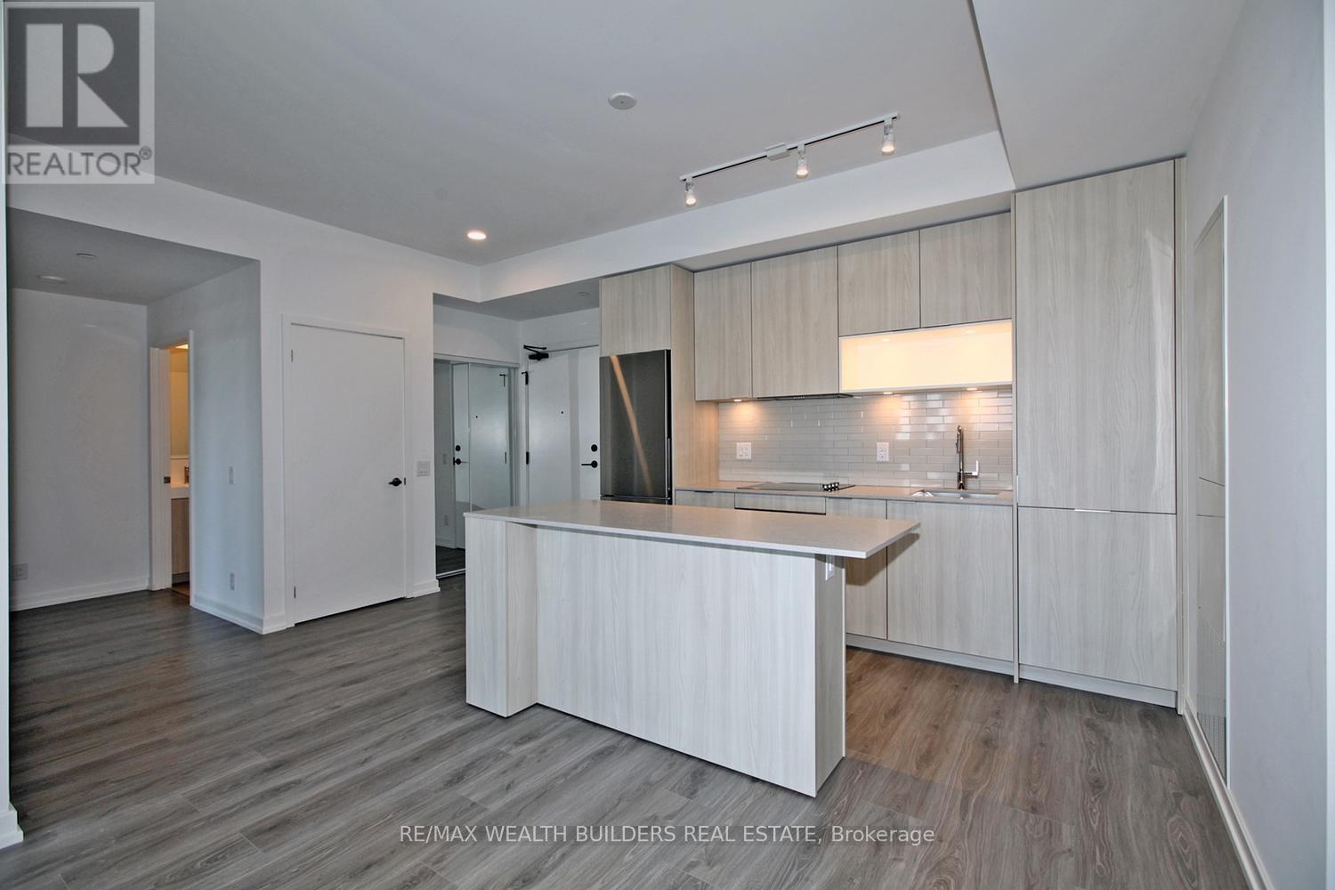 502 - 20 Tubman Avenue, Toronto, ON - Indoor Photo Showing Kitchen