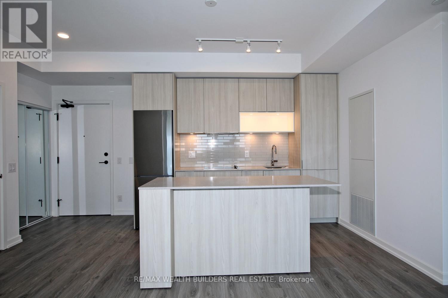 502 - 20 Tubman Avenue, Toronto, ON - Indoor Photo Showing Kitchen