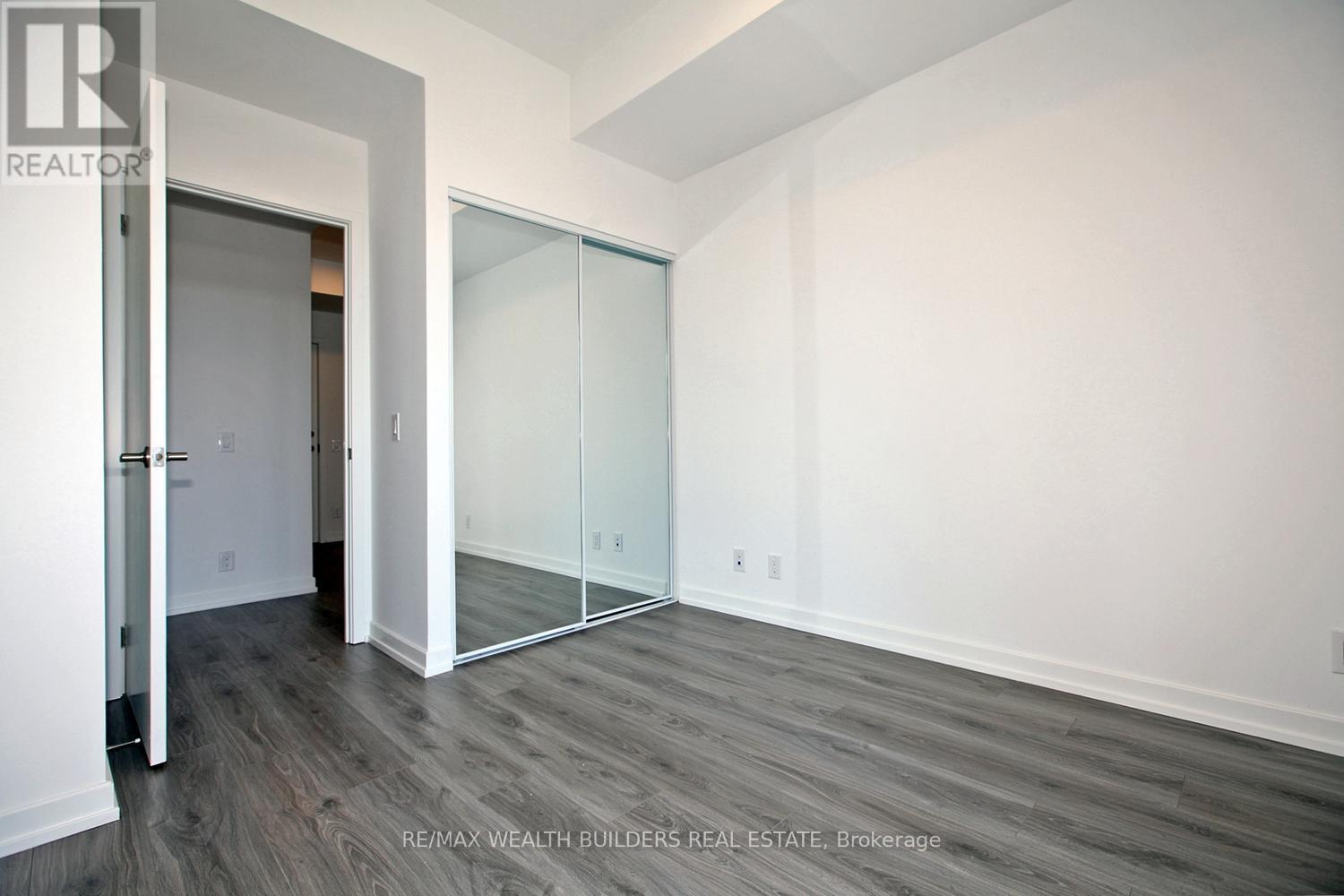 502 - 20 Tubman Avenue, Toronto, ON - Indoor Photo Showing Other Room