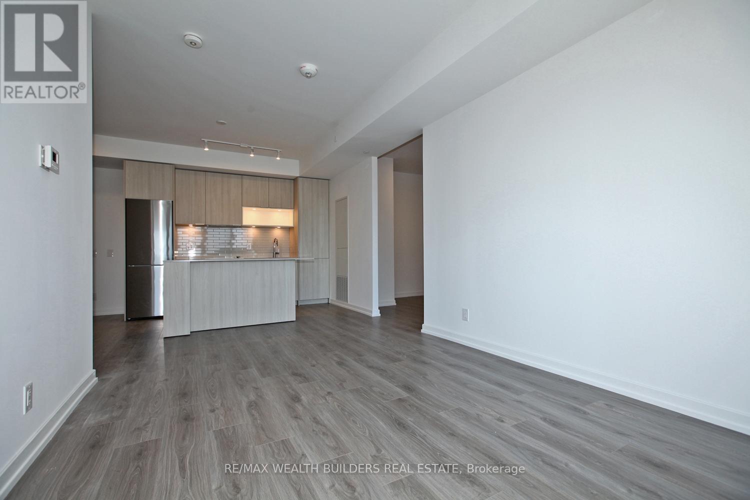 502 - 20 Tubman Avenue, Toronto, ON - Indoor Photo Showing Kitchen