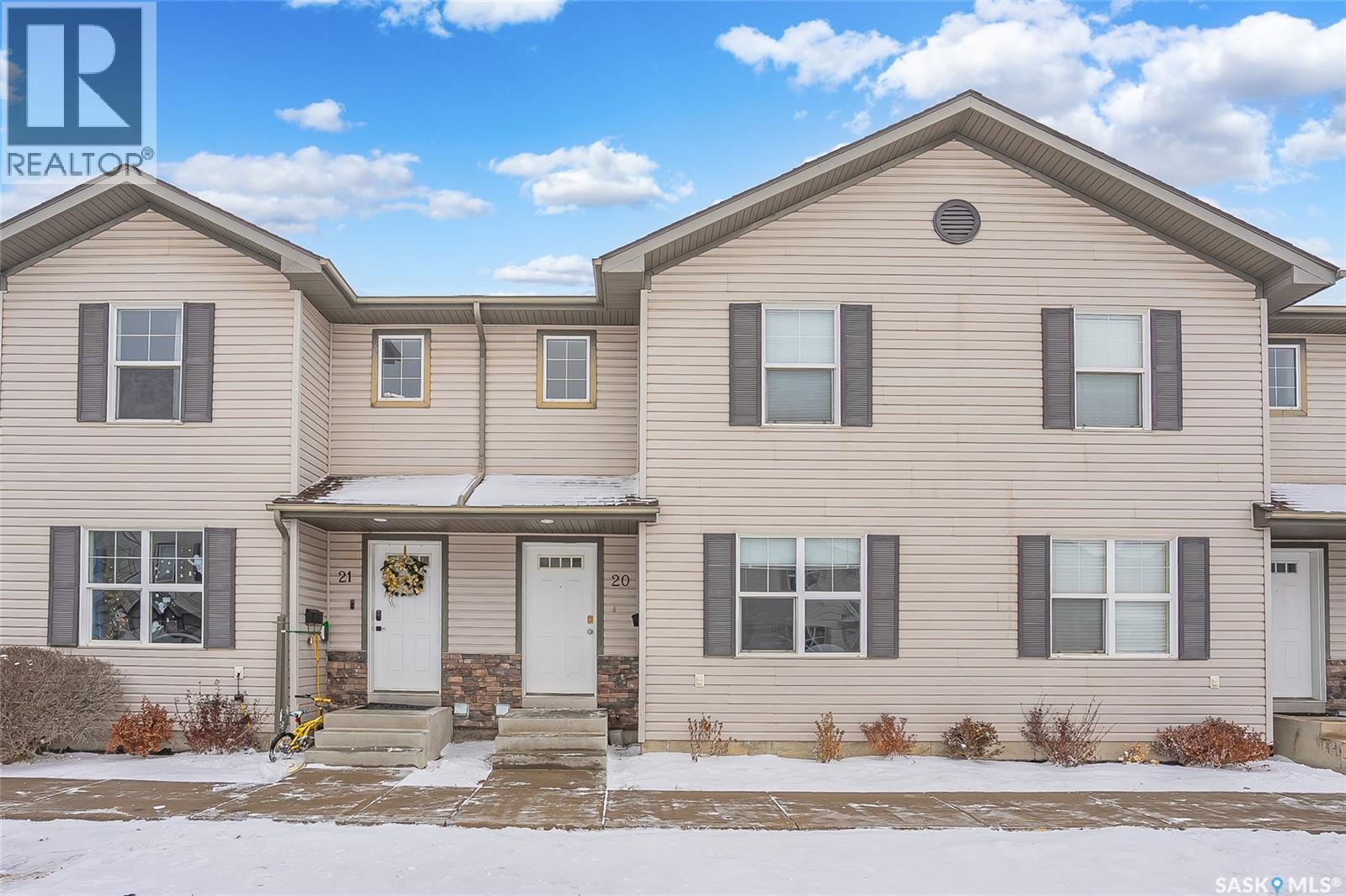 20 135 Pawlychenko Lane, Saskatoon, SK - Outdoor With Facade