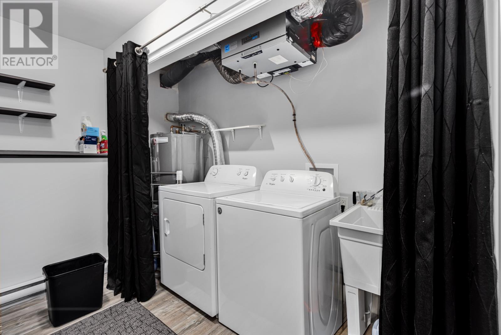 28 Finlaystone Drive, Mount Pearl, NL - Indoor Photo Showing Laundry Room