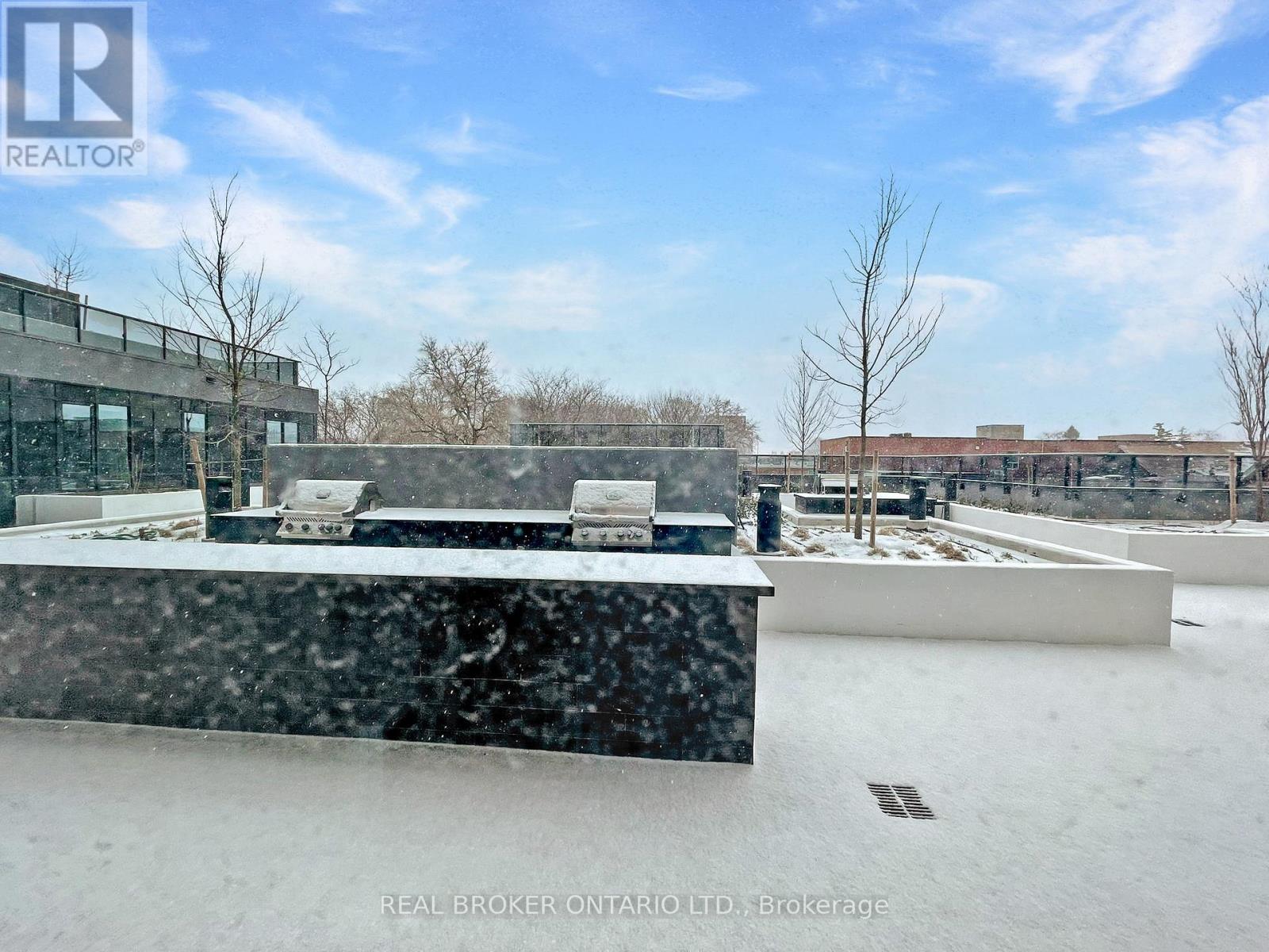 2705 - 286 Main Street, Toronto, ON - Outdoor