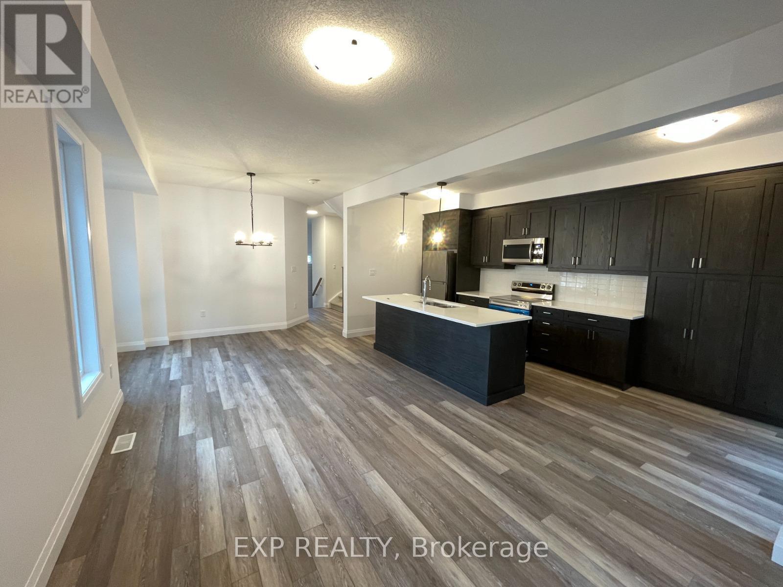 Unit#17 - 143 Elgin Street, Cambridge, ON