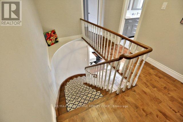 263 Princess Royal Court, Oakville, ON - Indoor Photo Showing Other Room