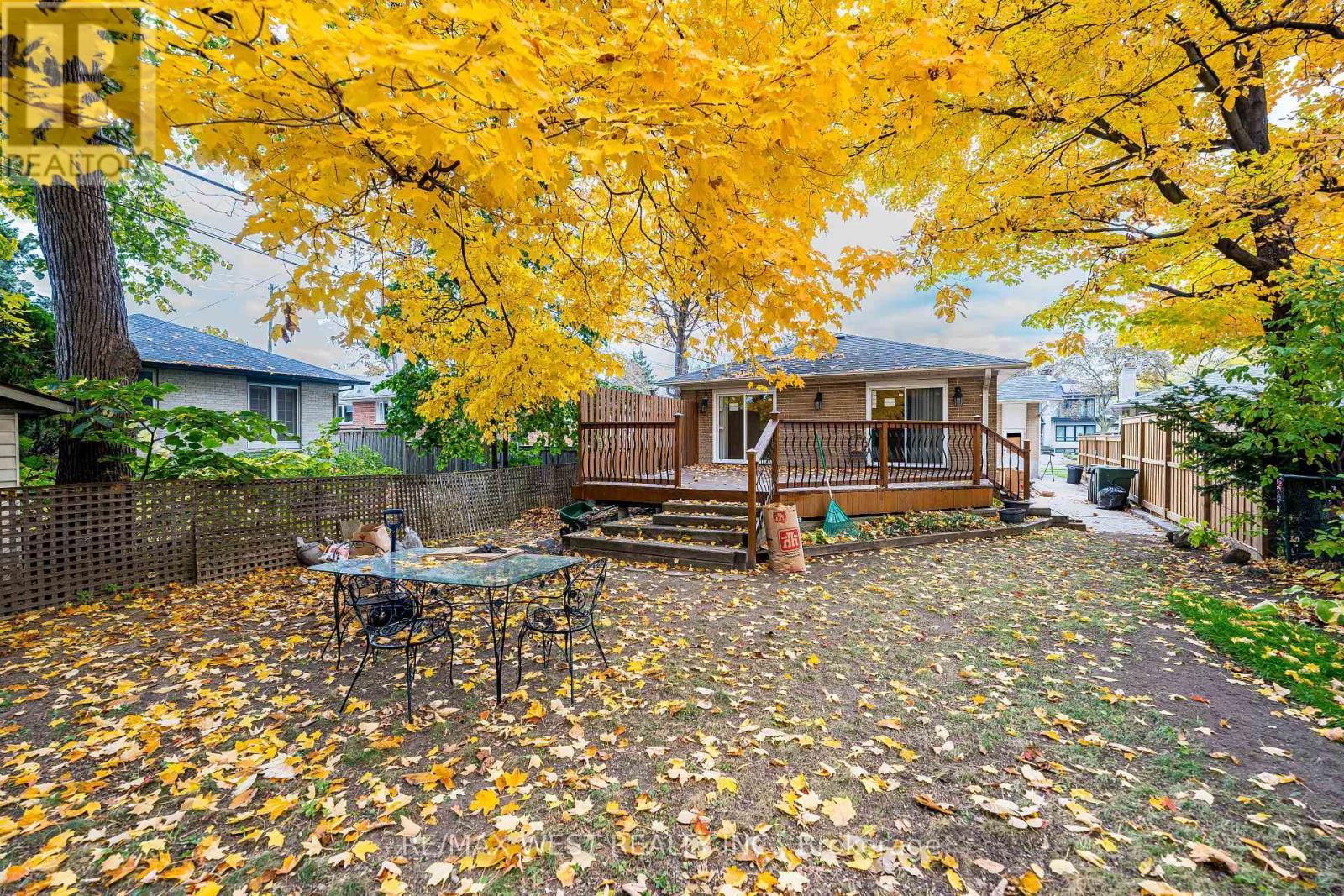 132 Meadowbank Road, Toronto, ON - Outdoor With Deck Patio Veranda