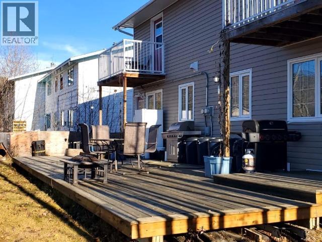 148 & 150 Dawson Drive, Faro, YT