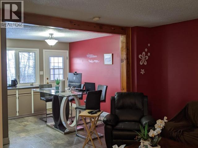 148 & 150 Dawson Drive, Faro, YT