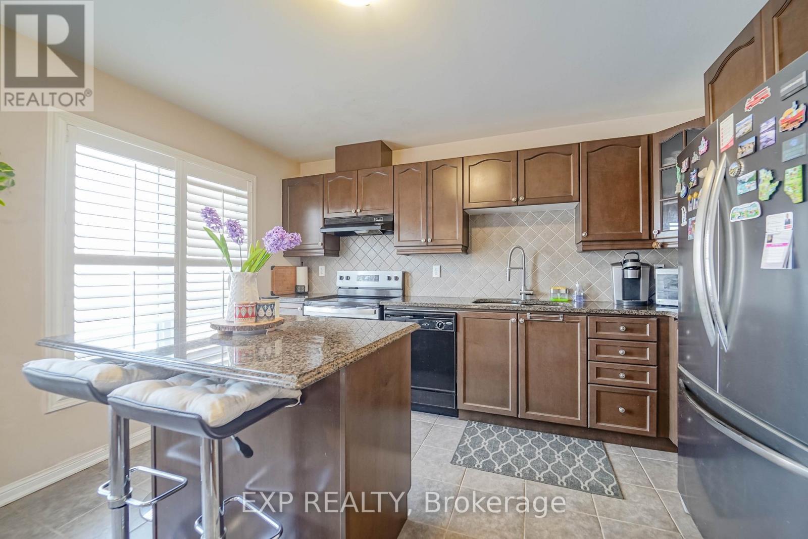 60 Deans Drive, Toronto, ON - Indoor Photo Showing Kitchen With Stainless Steel Kitchen