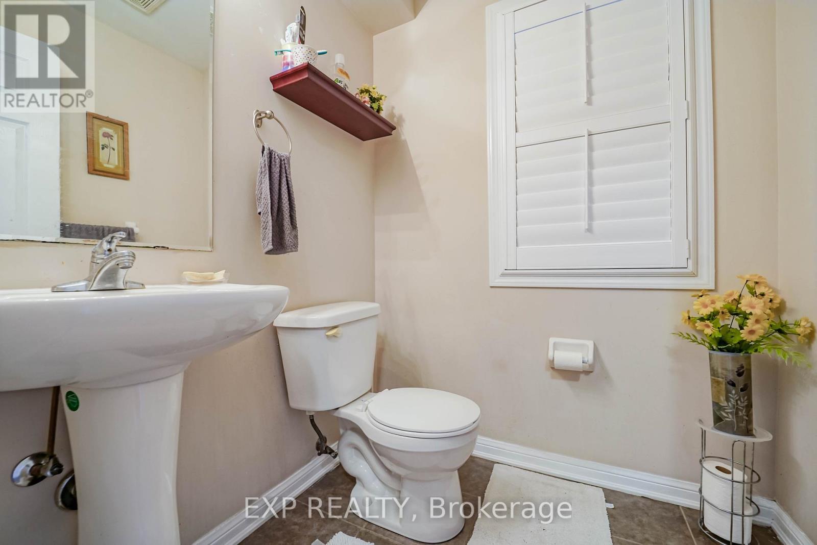 60 Deans Drive, Toronto, ON - Indoor Photo Showing Bathroom