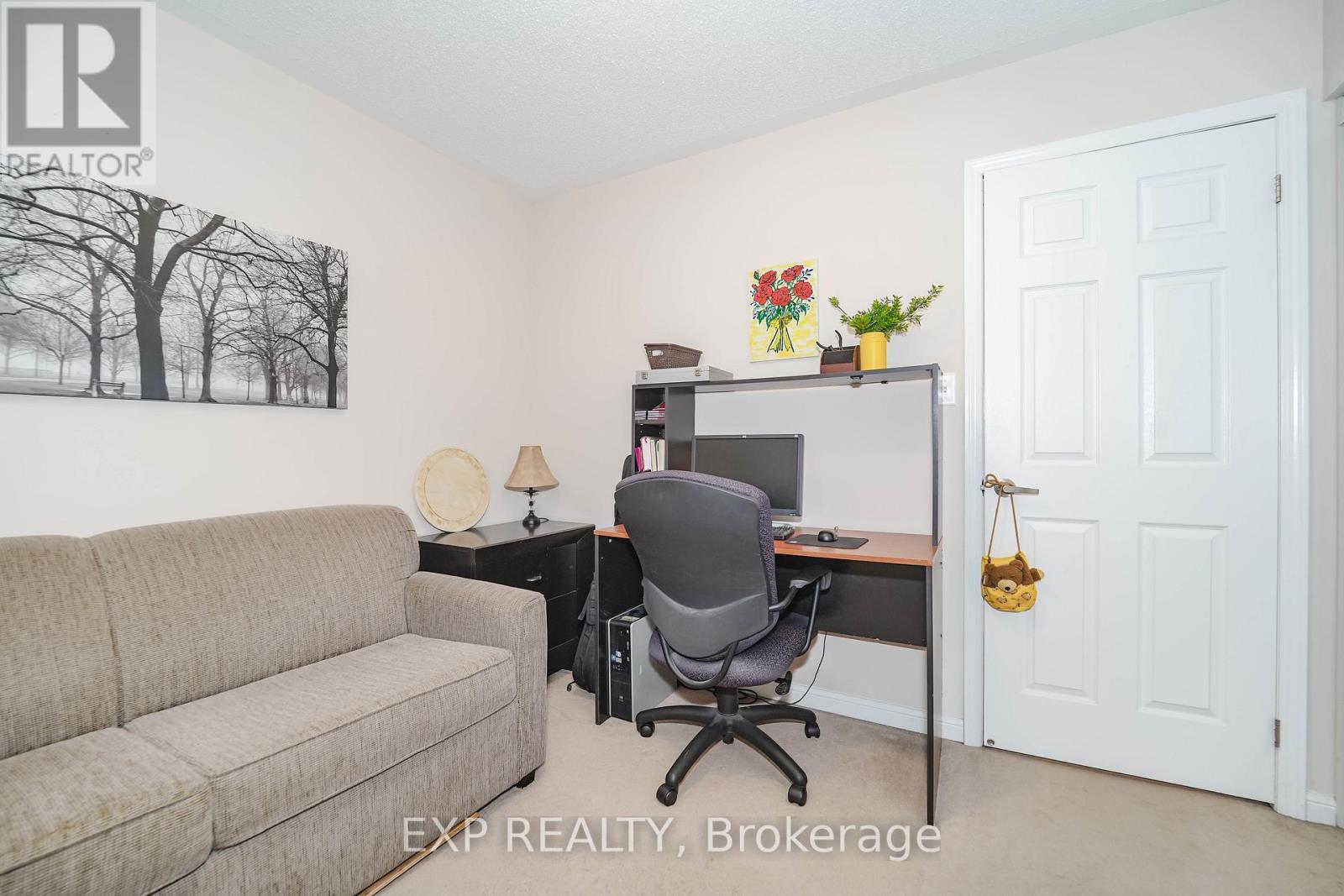 60 Deans Drive, Toronto, ON - Indoor