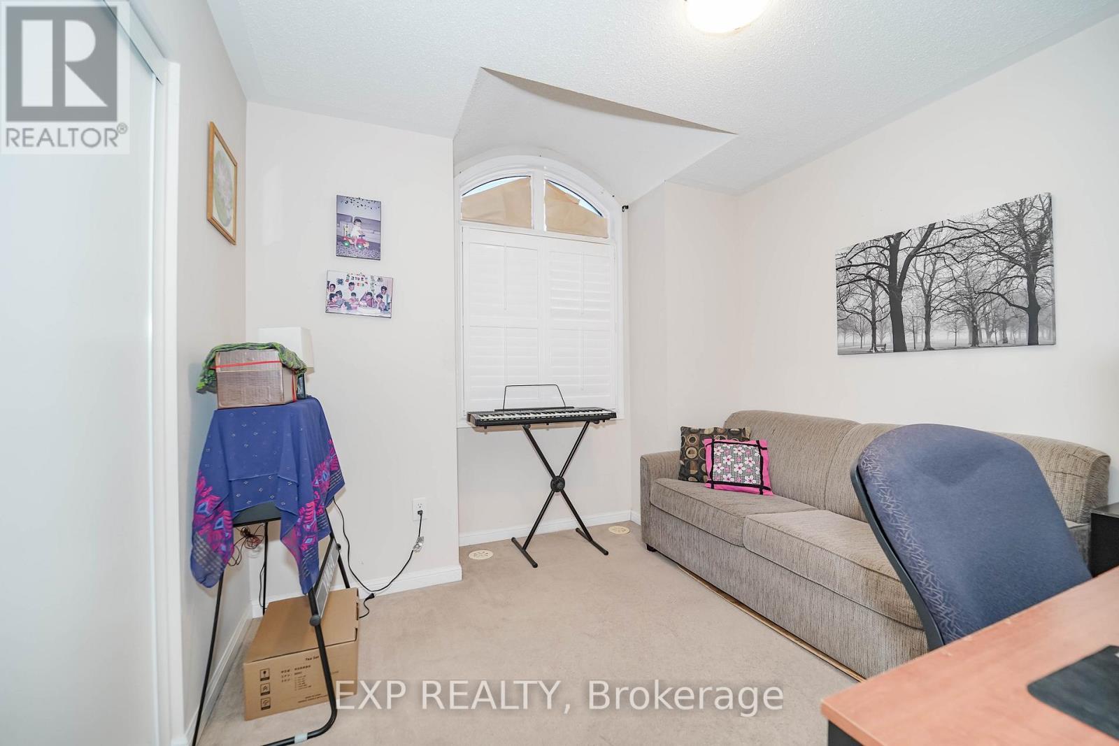 60 Deans Drive, Toronto, ON - Indoor