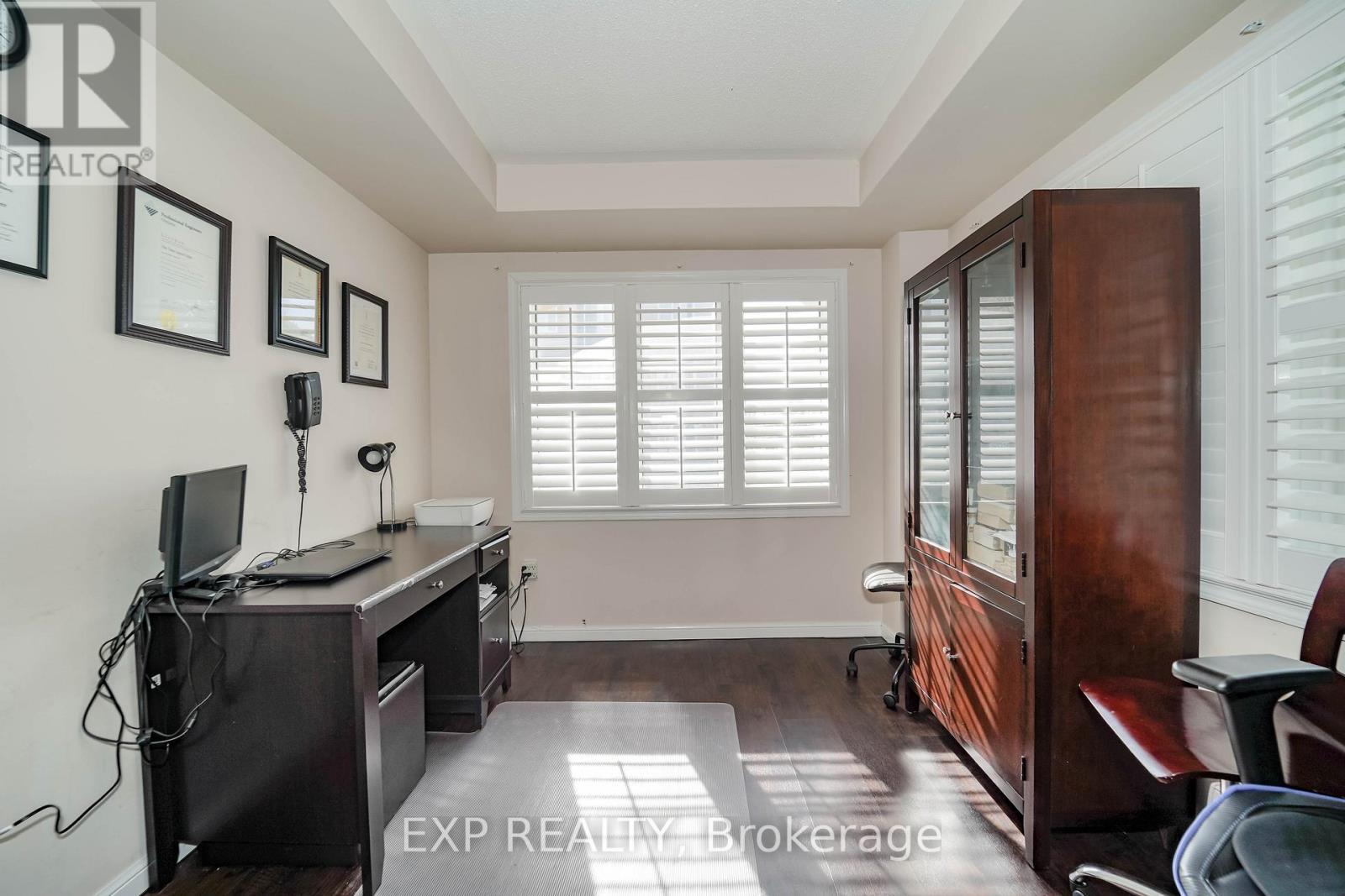 60 Deans Drive, Toronto, ON - Indoor