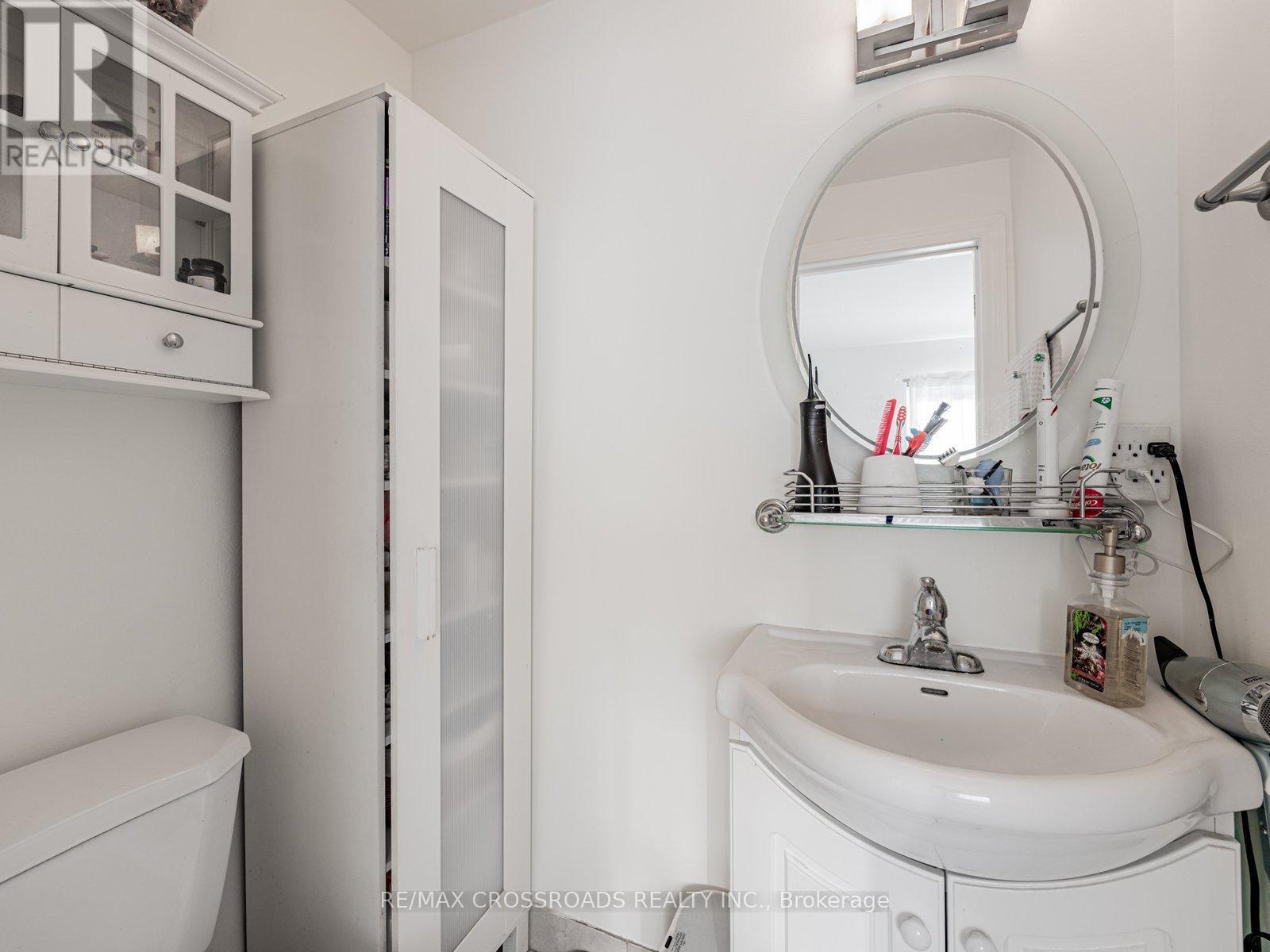 58 - 120 Beverly Glen Boulevard, Toronto, ON - Indoor Photo Showing Bathroom