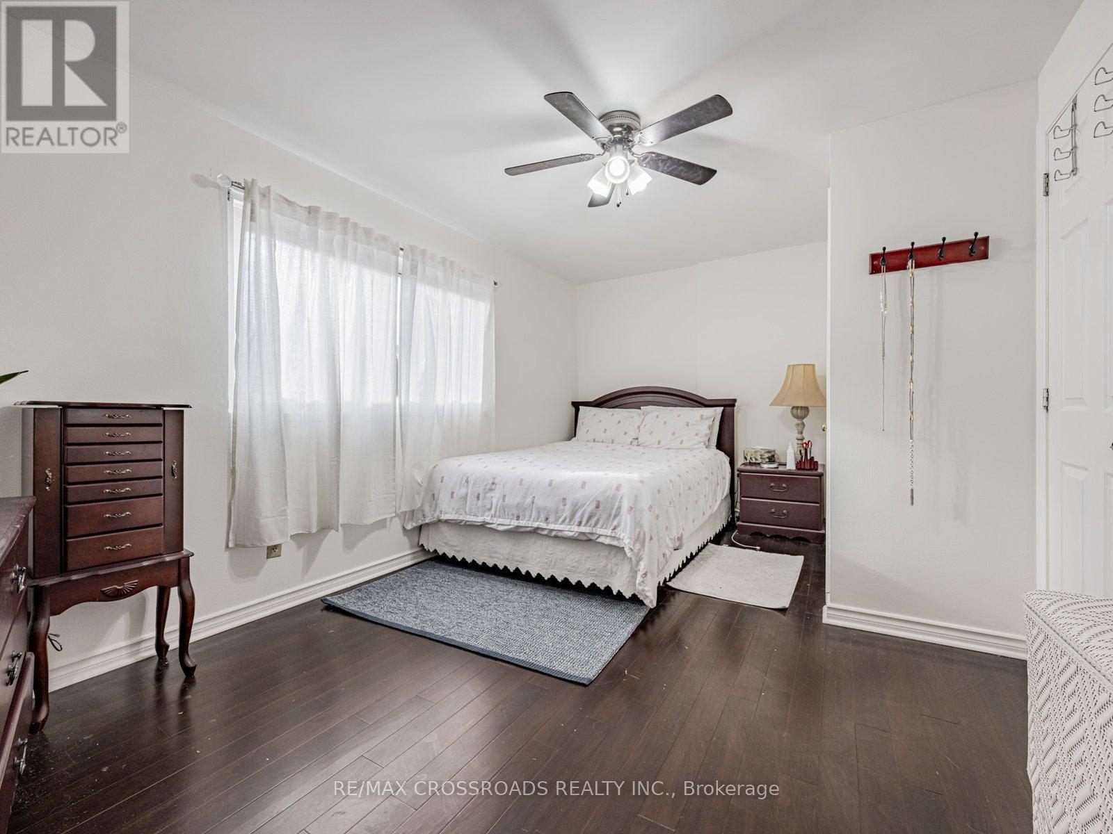 58 - 120 Beverly Glen Boulevard, Toronto, ON - Indoor Photo Showing Bedroom