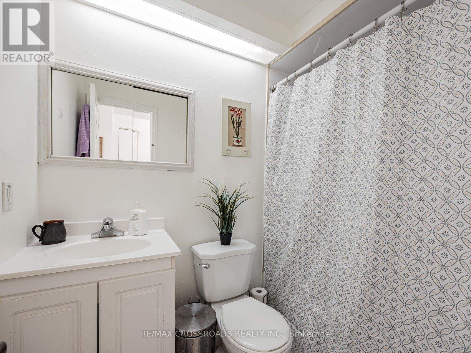 58 - 120 Beverly Glen Boulevard, Toronto, ON - Indoor Photo Showing Bathroom