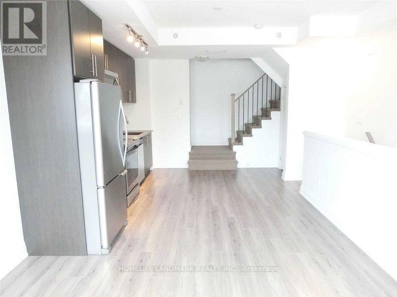 51 - 780 Sheppard Avenue E, Toronto, ON - Indoor