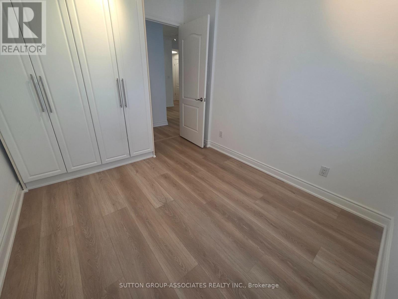 207 - 11 William Carson Crescent, Toronto, ON - Indoor Photo Showing Other Room