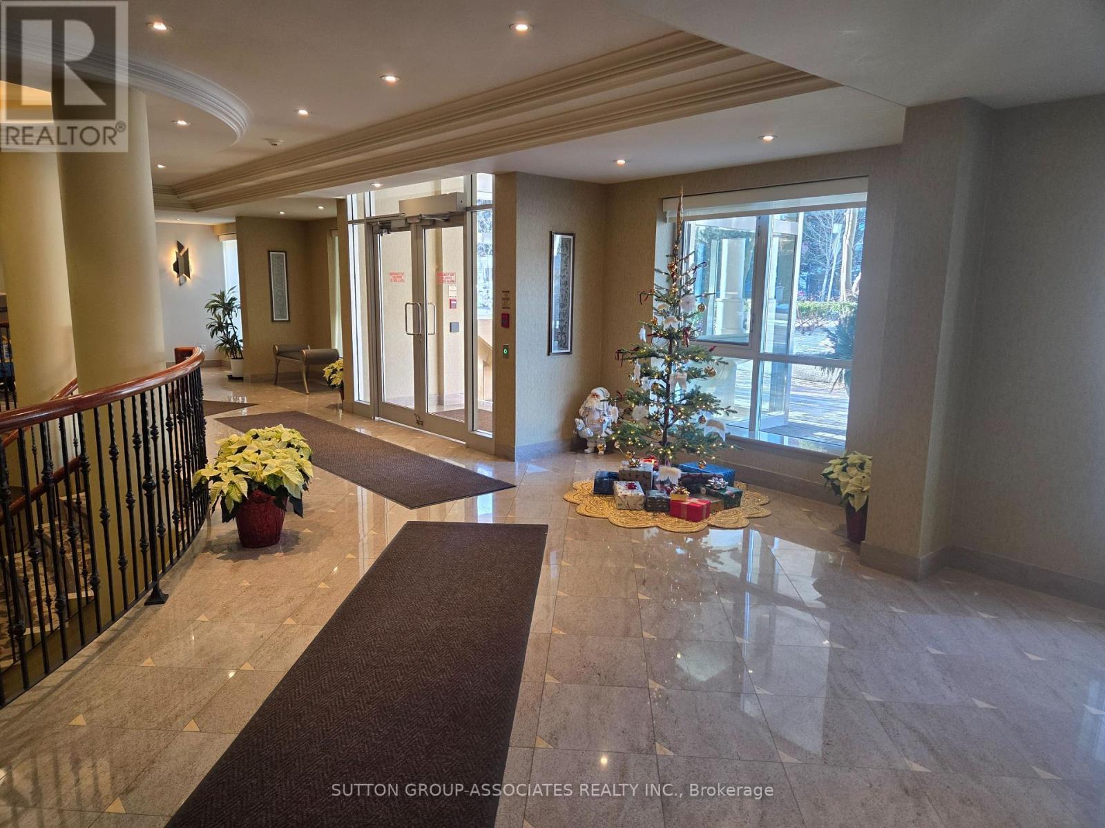 207 - 11 William Carson Crescent, Toronto, ON - Indoor Photo Showing Other Room