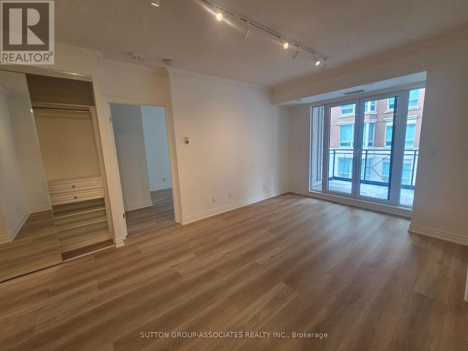 207 - 11 William Carson Crescent, Toronto, ON - Indoor Photo Showing Other Room