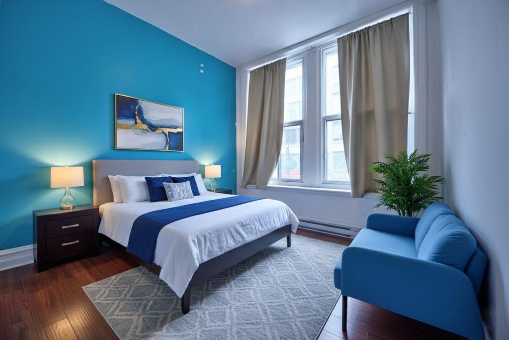 Bedroom - 1-1009 Boul. St-Laurent, Montréal (Ville-Marie), QC - Indoor Photo Showing Bedroom