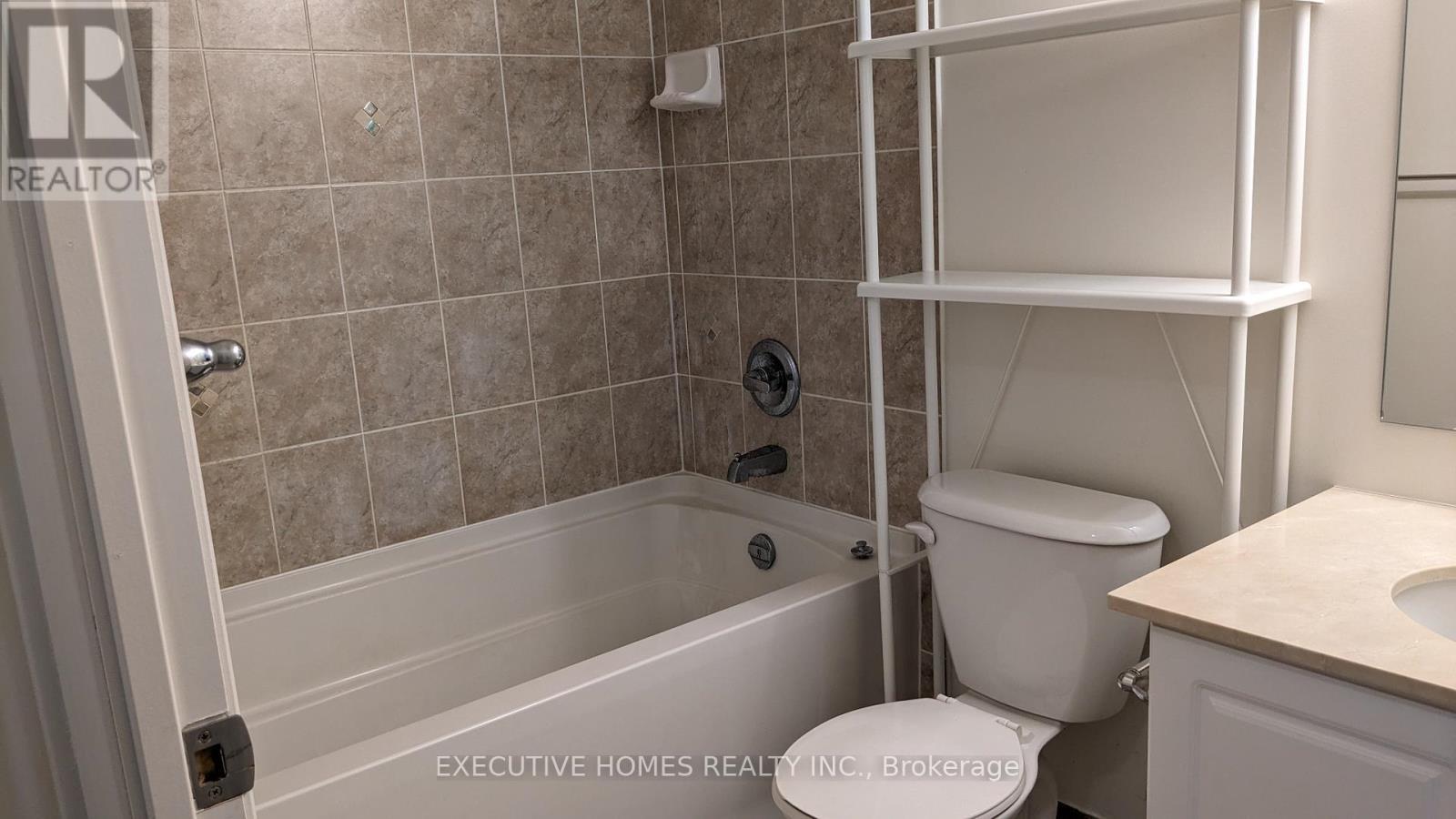 307 - 2379 Central Park Drive, Oakville, ON - Indoor Photo Showing Bathroom