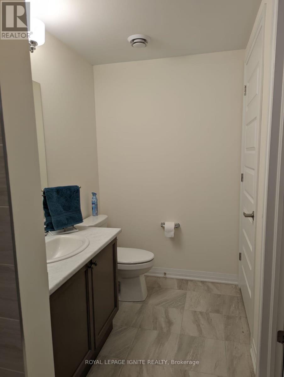 314 - 2 Adam Sellers Street, Markham, ON - Indoor Photo Showing Bathroom