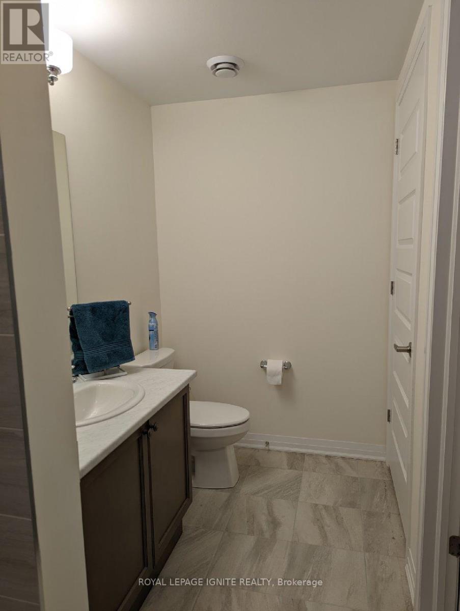314 - 2 Adam Sellers Street, Markham, ON - Indoor Photo Showing Bathroom