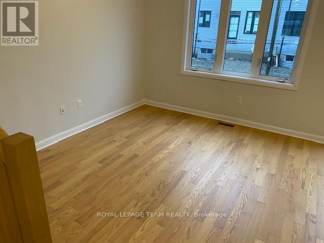506 Ingenuity Row, Ottawa, ON - Indoor Photo Showing Other Room