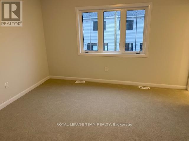 506 Ingenuity Row, Ottawa, ON - Indoor Photo Showing Other Room