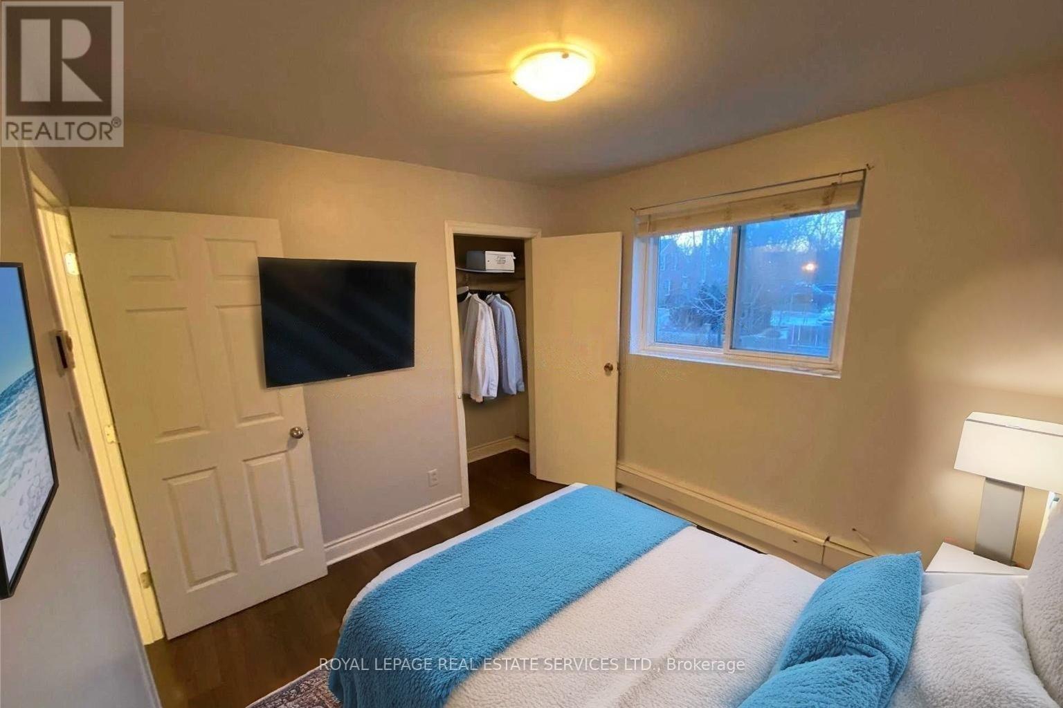 4 - 10 Main Street S, Halton Hills, ON - Indoor Photo Showing Bedroom
