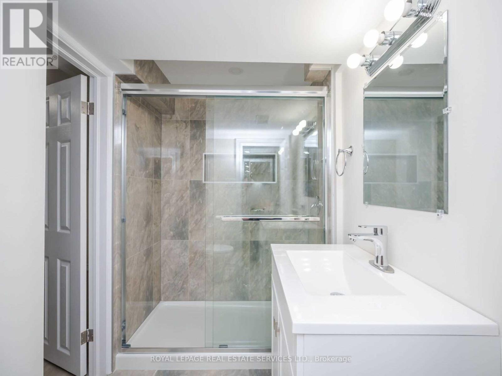 372 Highside Drive, Milton, ON