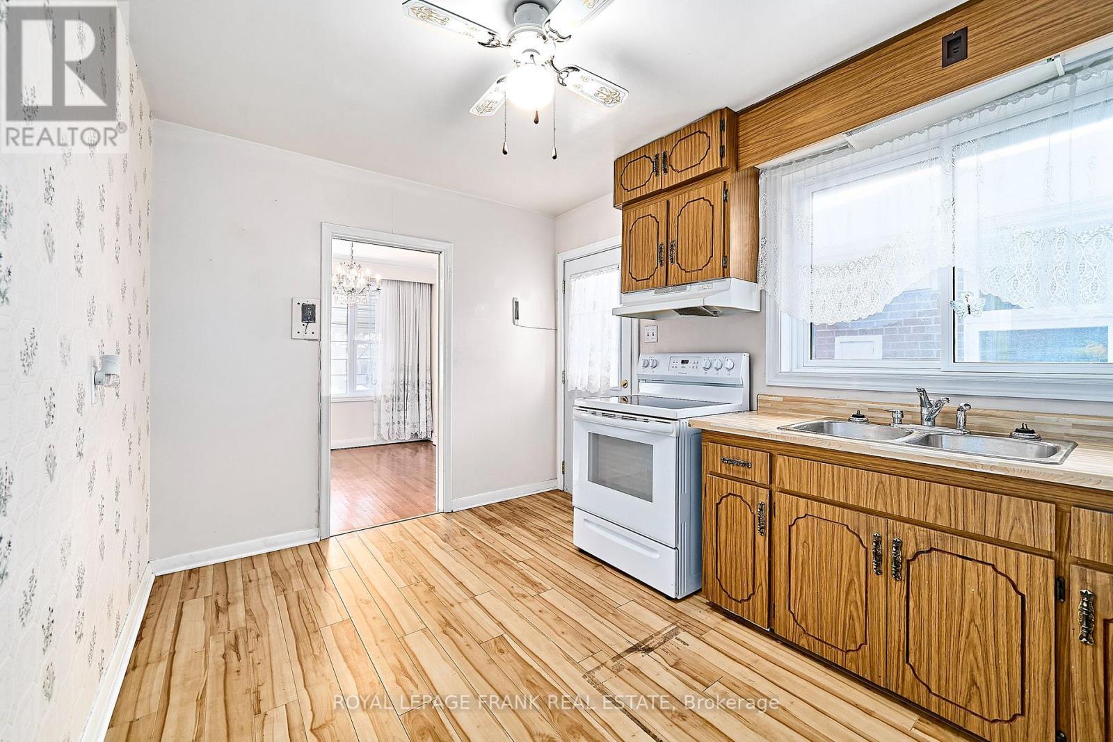 28 Winnipeg Road, Toronto (Kingsview Village-The Westway), ON - Indoor Photo Showing Kitchen With Double Sink