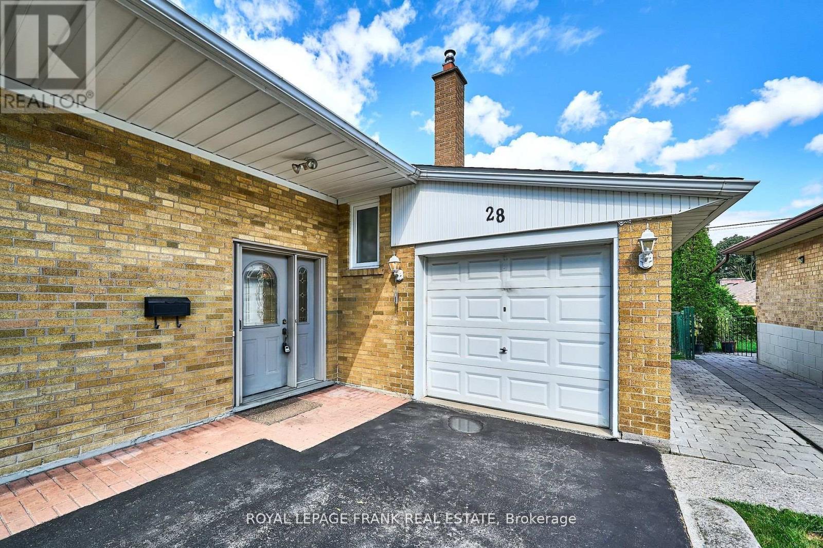 28 Winnipeg Road, Toronto (Kingsview Village-The Westway), ON - Outdoor With Exterior