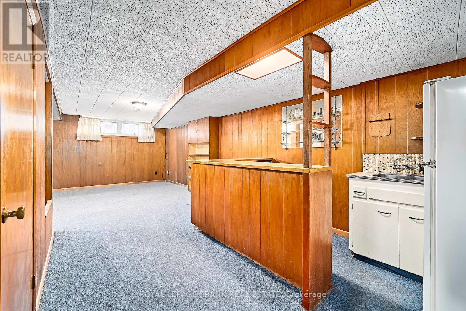 28 Winnipeg Road, Toronto (Kingsview Village-The Westway), ON - Indoor Photo Showing Other Room