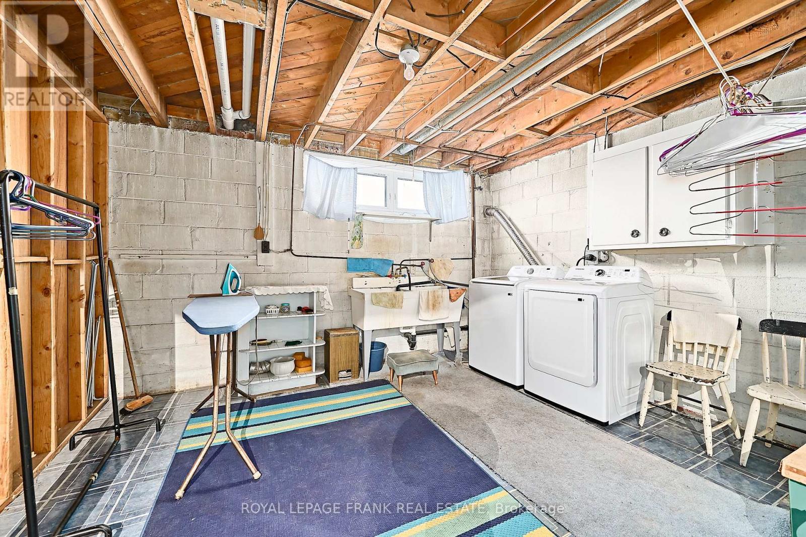 28 Winnipeg Road, Toronto (Kingsview Village-The Westway), ON - Indoor Photo Showing Laundry Room