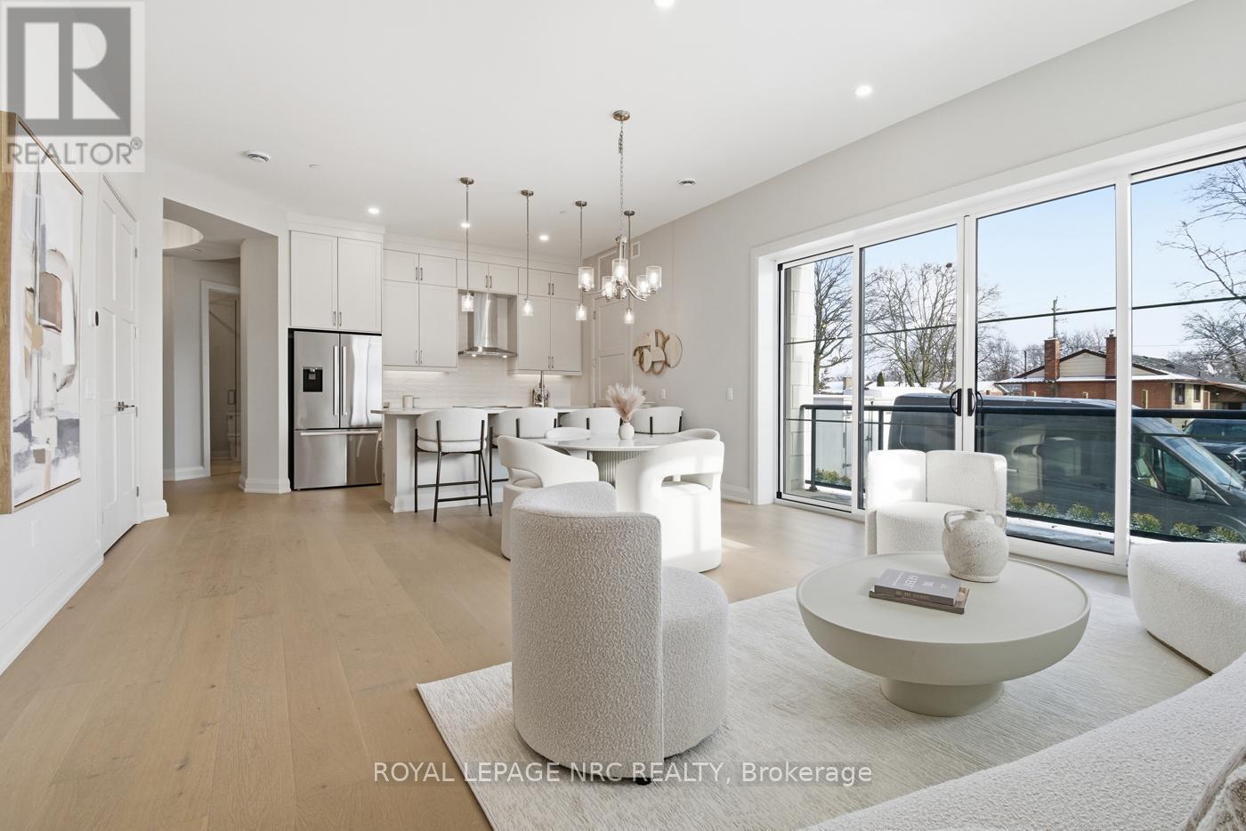 Model Suite 101 - 204 - 2 Arbourvale Common, St. Catharines (Glendale/Glenridge), ON - Indoor