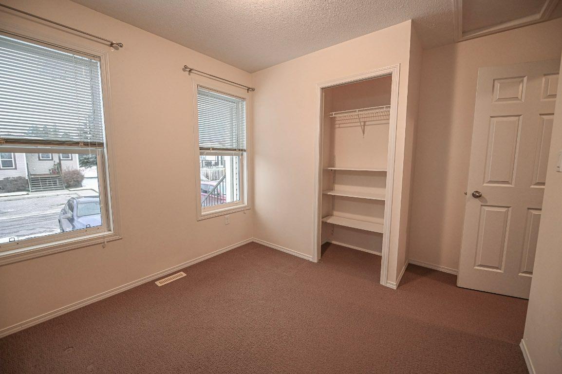 4866 Emerald Avenue, Canal Flats, BC - Indoor Photo Showing Other Room