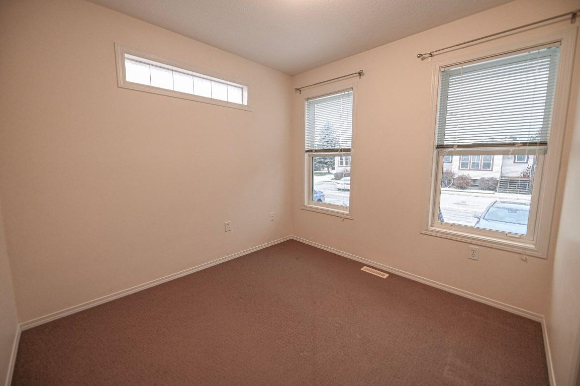 4866 Emerald Avenue, Canal Flats, BC - Indoor Photo Showing Other Room
