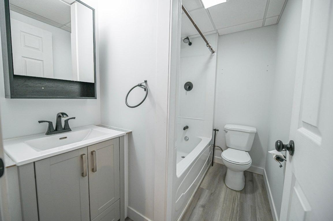 4866 Emerald Avenue, Canal Flats, BC - Indoor Photo Showing Bathroom