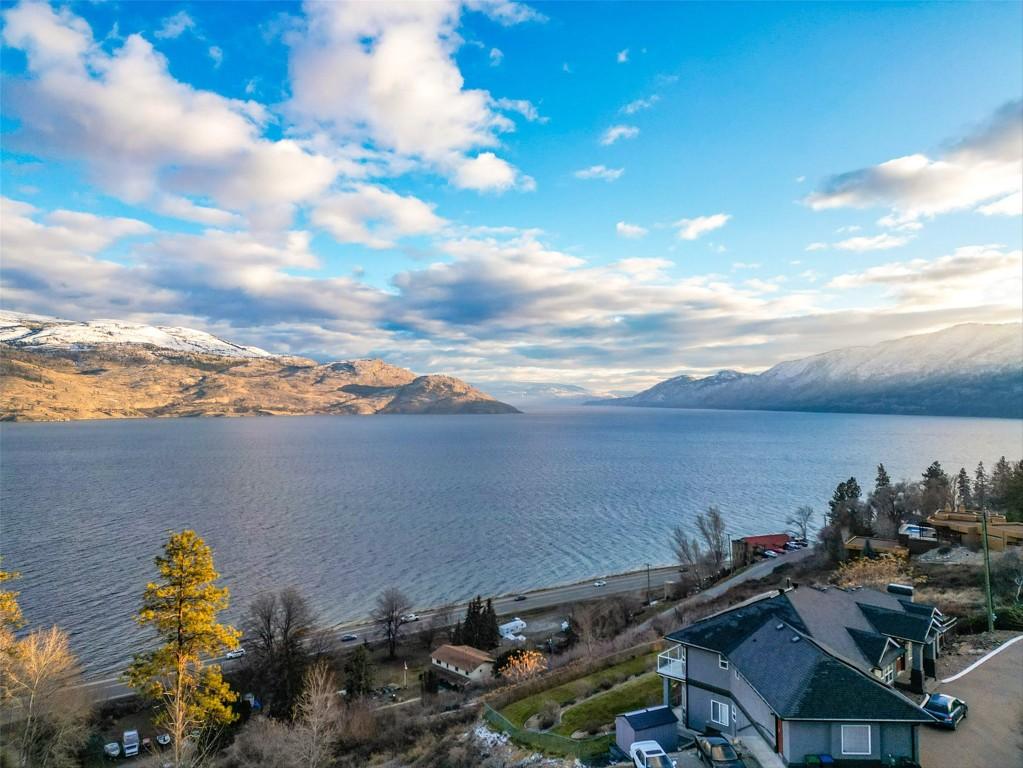 6178 Lipsett Avenue, Peachland, BC - Outdoor With Body Of Water With View